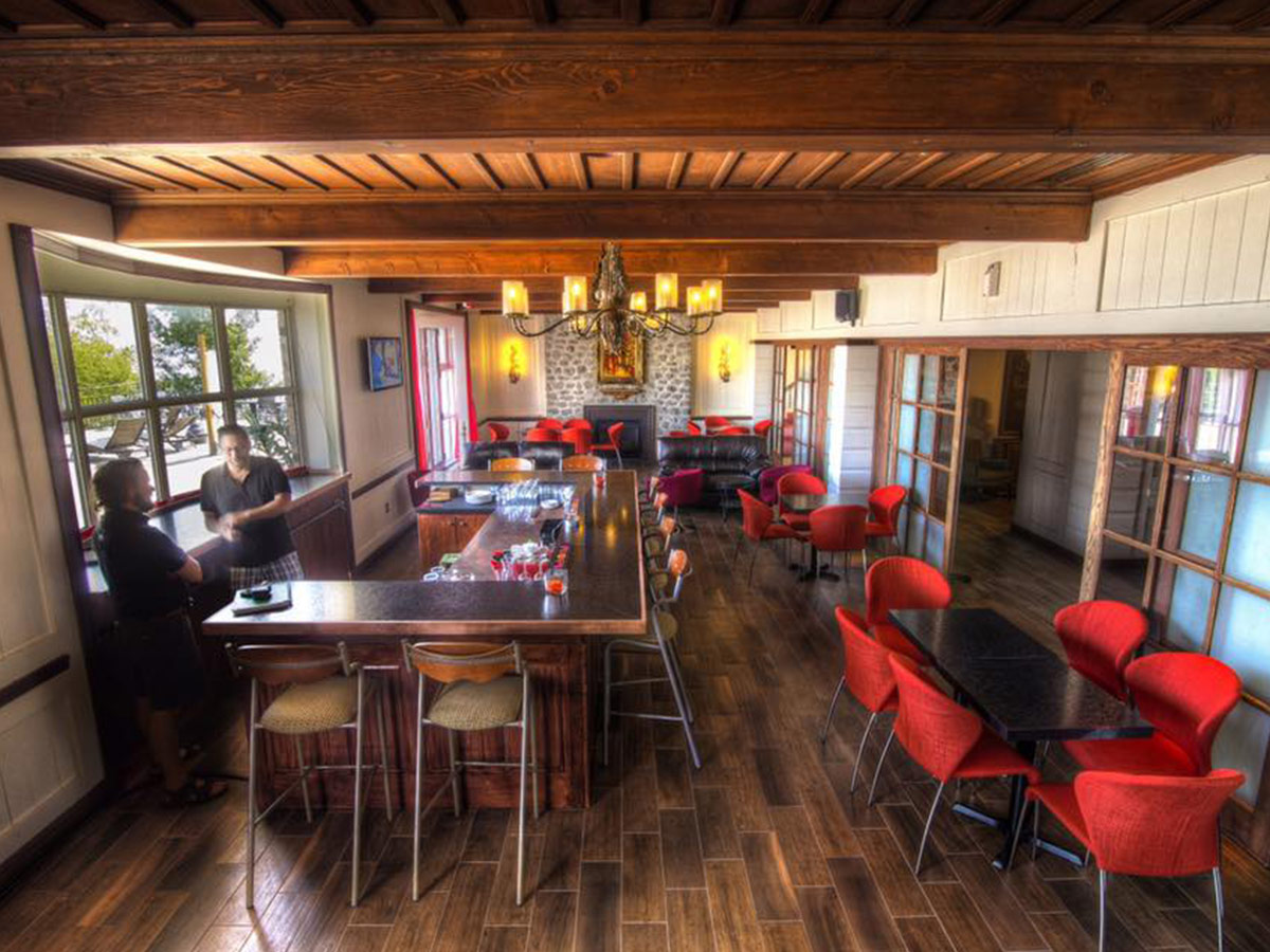Restaurant and bar | Hôtel Rimouski